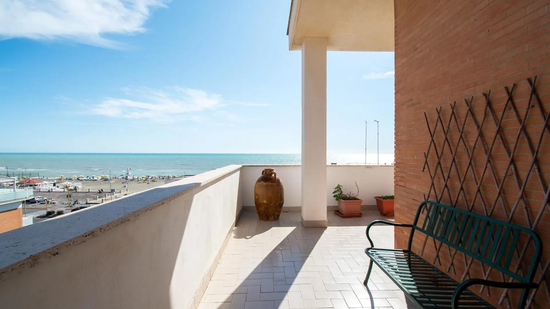 Ostia Attico Fronte Mare Apartment